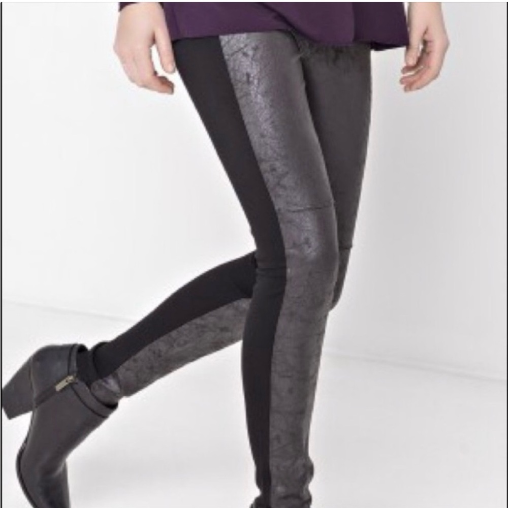 Lysse. Rue Distressed Faux Leather Front Panel Ponte Black Leggings. Size Small.